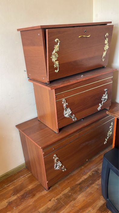 Продам тумбочку тумбу