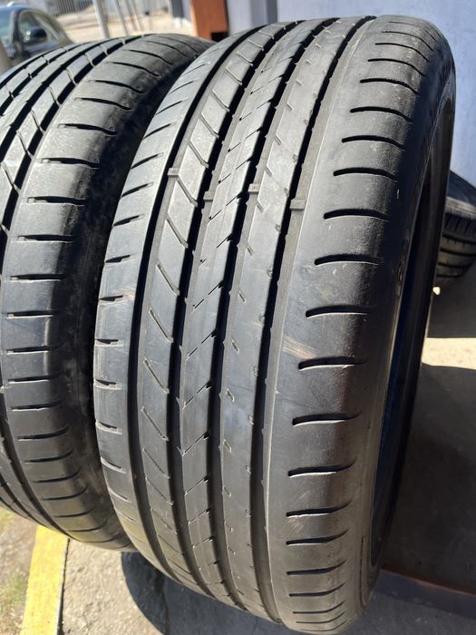 2 бр. летни гуми 235/45/19 GoodYear MOE RSC DOT 0918 6 mm
