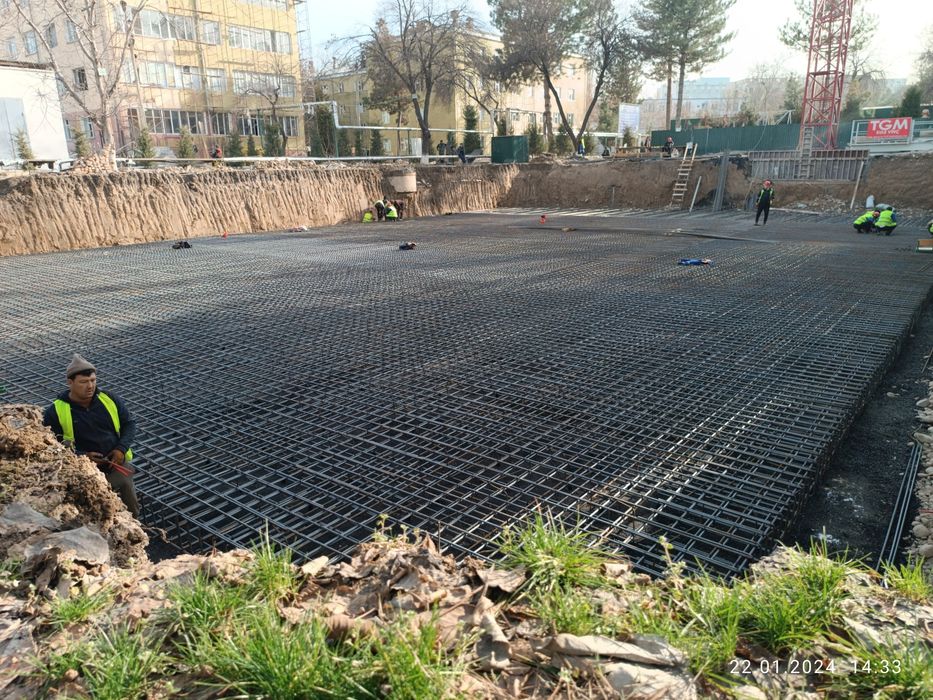 Бригада строителей монолитчики