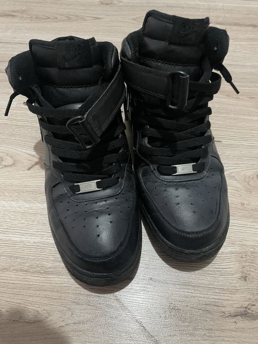nike air force 1 black mid
