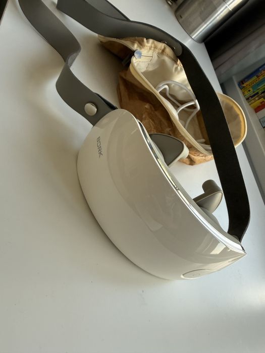 Массажер Bork D606 воротник вибрационный