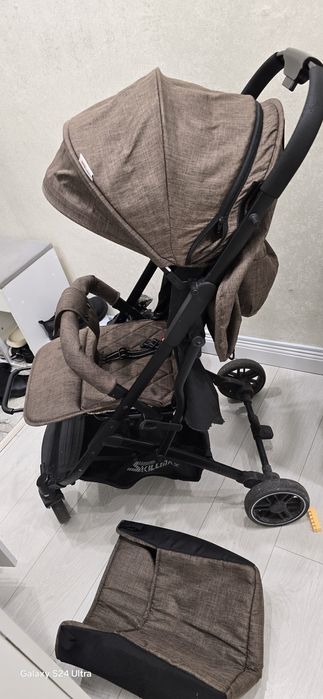 Коляска прогулочная