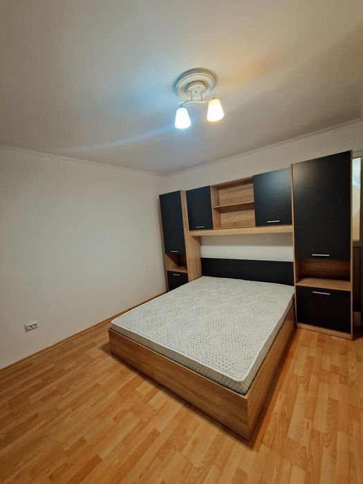 2 camere, 58 mp, DECOMANDAT, 3 min Metrou 1 Mai, vilă, parcare,.