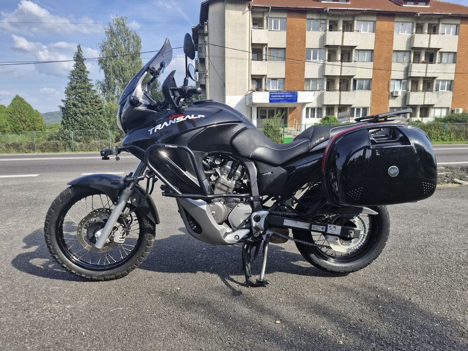 Motocicleta Honda Transalp