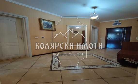 Продава се Тристаен апартамент в Велико Търново, Център - 84 кв.м за 1512 €/кв.м - Снимка #5