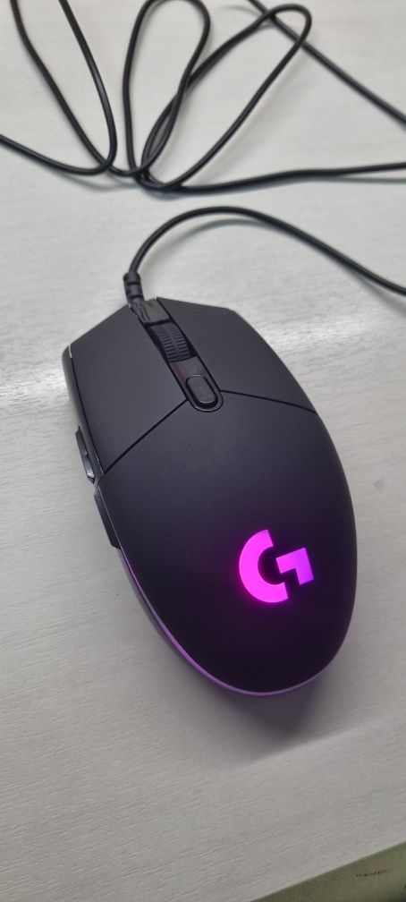 Продам мышку Logitech G102 чёрную