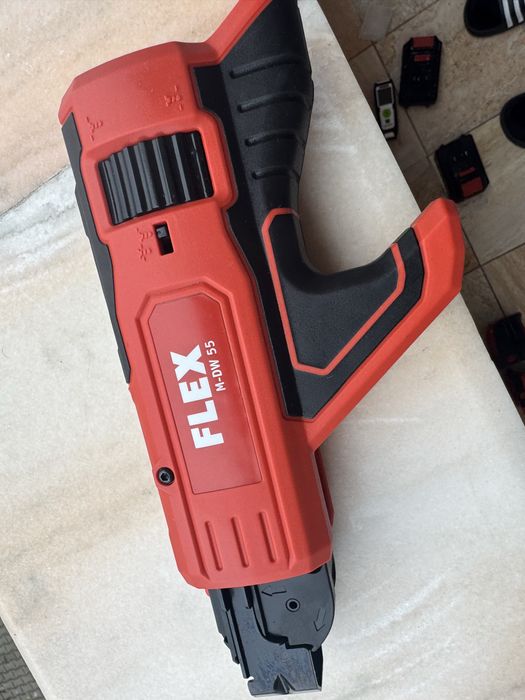 Flex  M DW 55 magazie suruburi , Noua