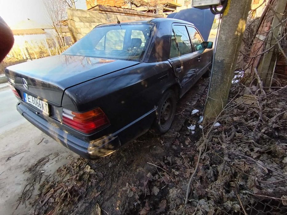 Mercedes 124 e200 122к.с.