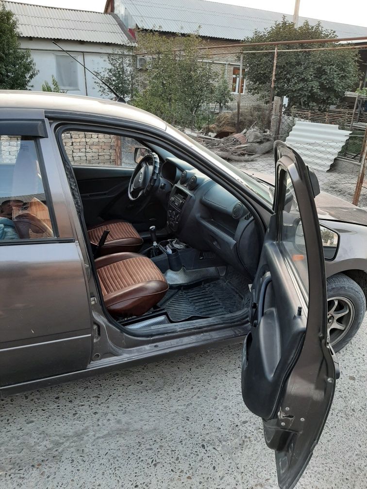 Lada granta Sotiladi