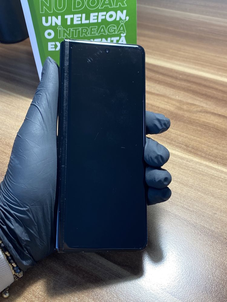 Samsung Galaxy Z Fold 3 Duos / Garanție 24 luni / 256 Gb / Bun |