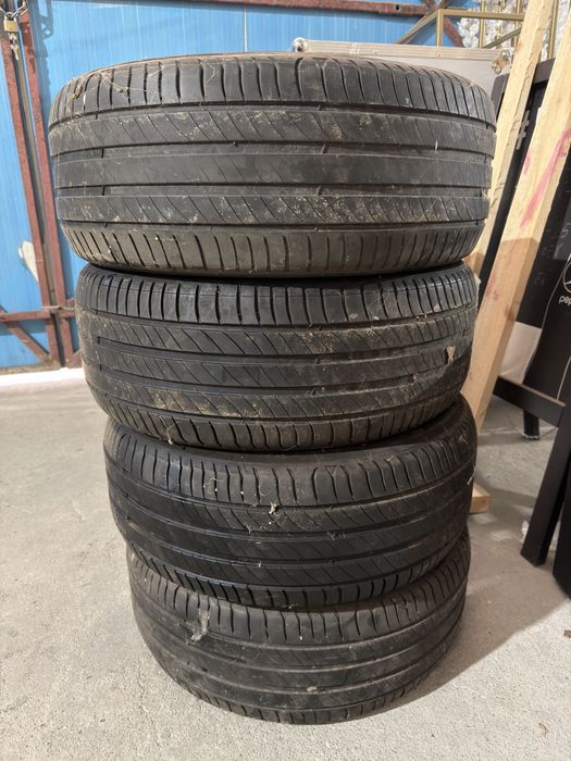 235/55/17 Michelin Primacy vara