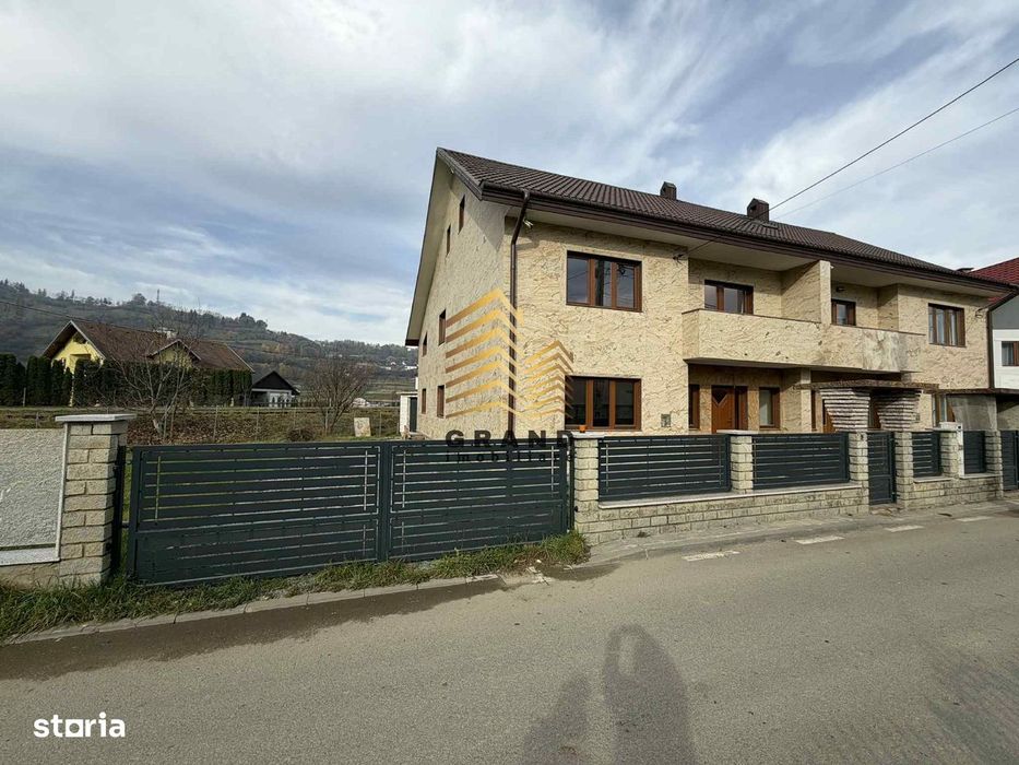 Casa De Vanzare | Sangeorz - Bai