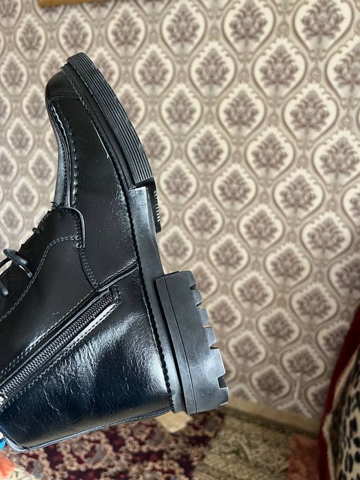 Мужские кожаные ботинки – новые, размер 43