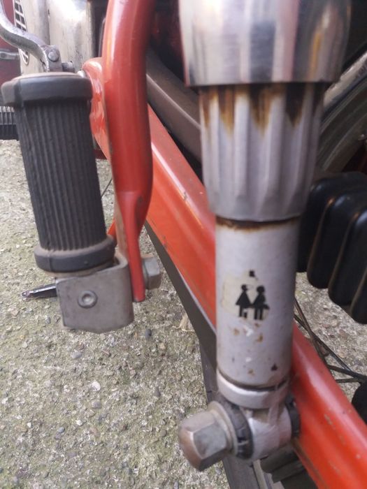 Motoreta Mobra 50 S
