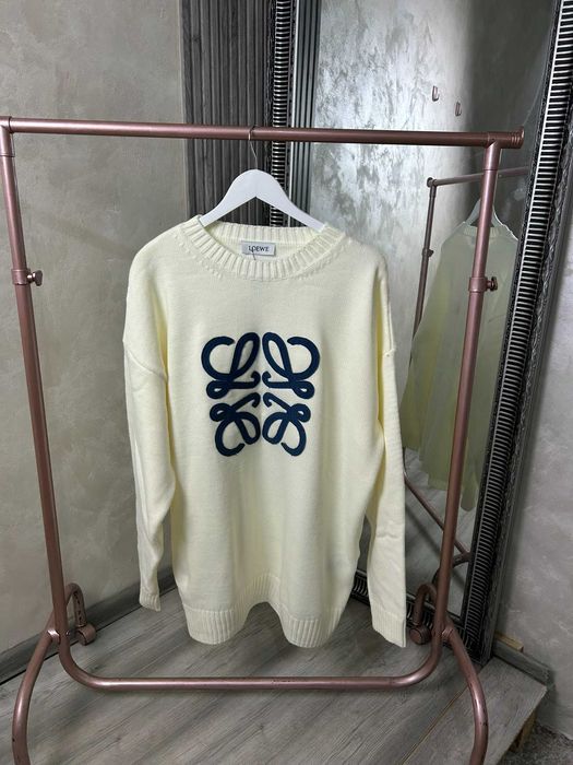 Мъжки блузи и суичери в бял цвят