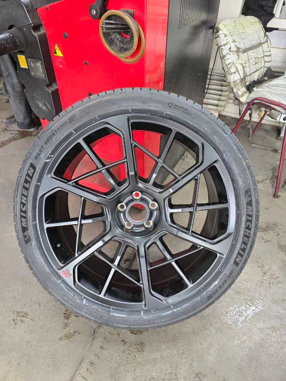 Диски Zeekr 001 FR R22