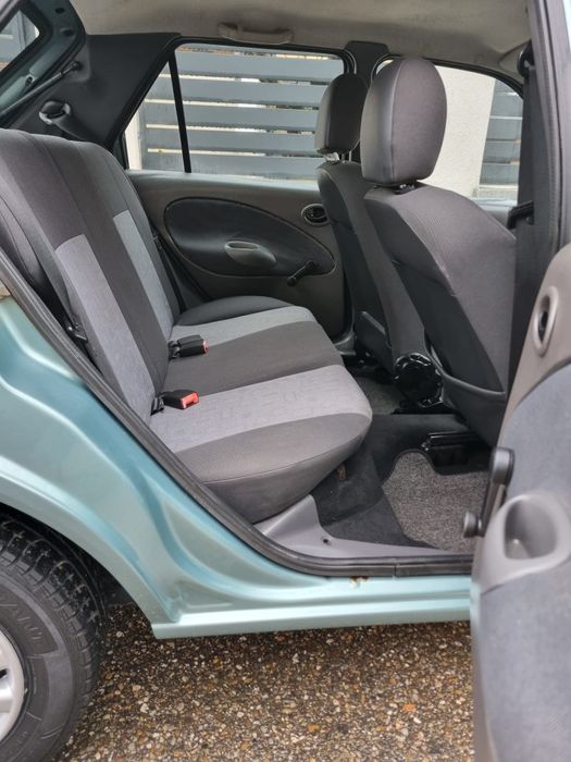 Vând Ford Fiesta IV Facelift Motor 1.3 benzina înmatriculat