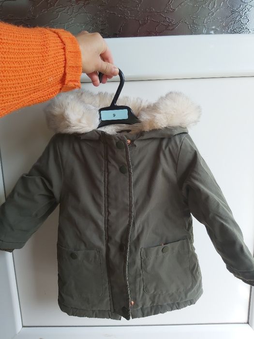 Vand geaca primark marimea 80