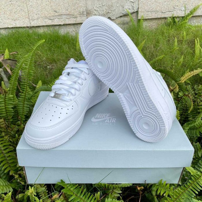 Nike Air Force 1 White Low