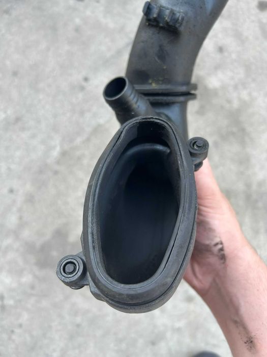 BMW E90 330d Тръба дебитомер-турбо бмв е91 е92 е93 м57