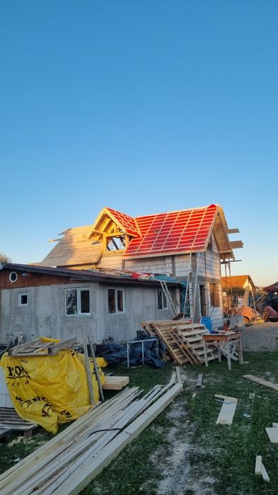 Meseriași acoperisuri complete reaparati urgente