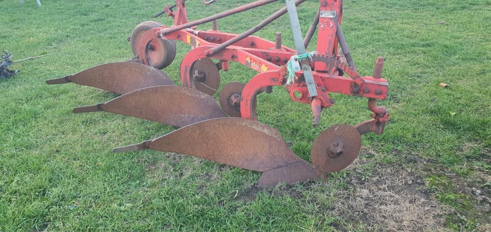 Plug Kyllingstad 3 brazde/cormane| stare foarte buna