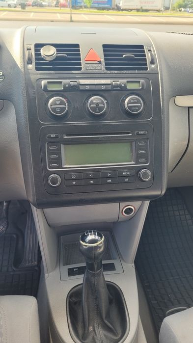 Volkswagen Touran 2.0 TDI - 2004 - 7 locuri