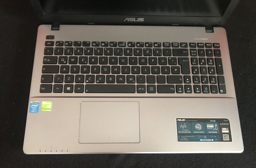 Laptop assus i7- x550L