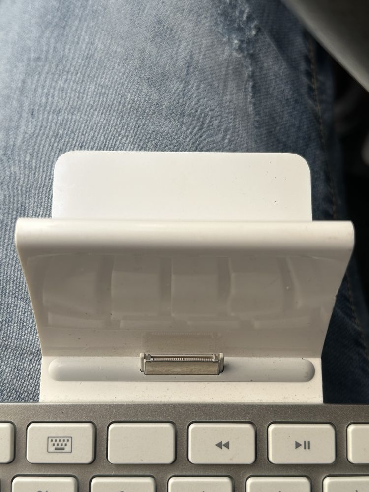 Клавиетура за ipad , iphone magic keyboard