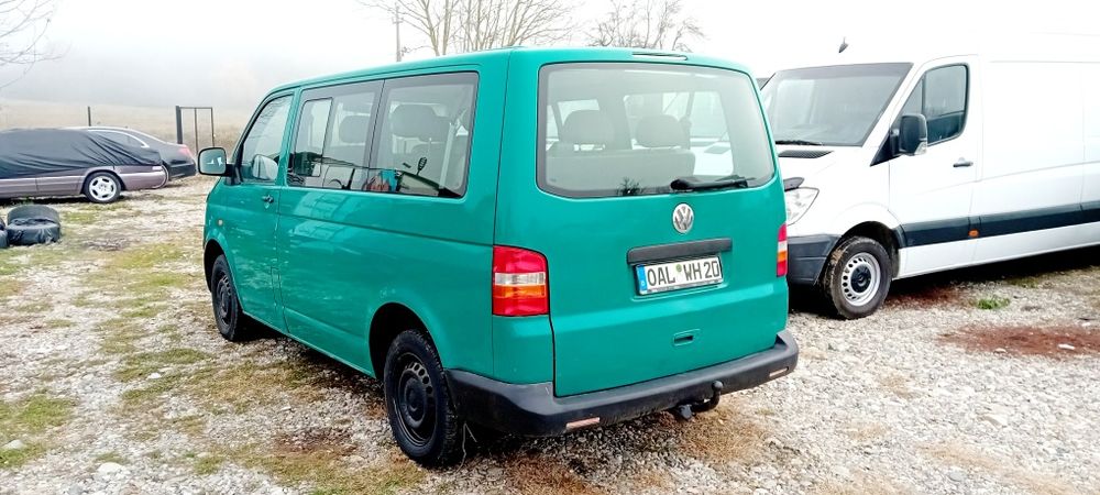 Volkswagen Transporter T5 1.9Tdi 8+1locuri / adus din Germania