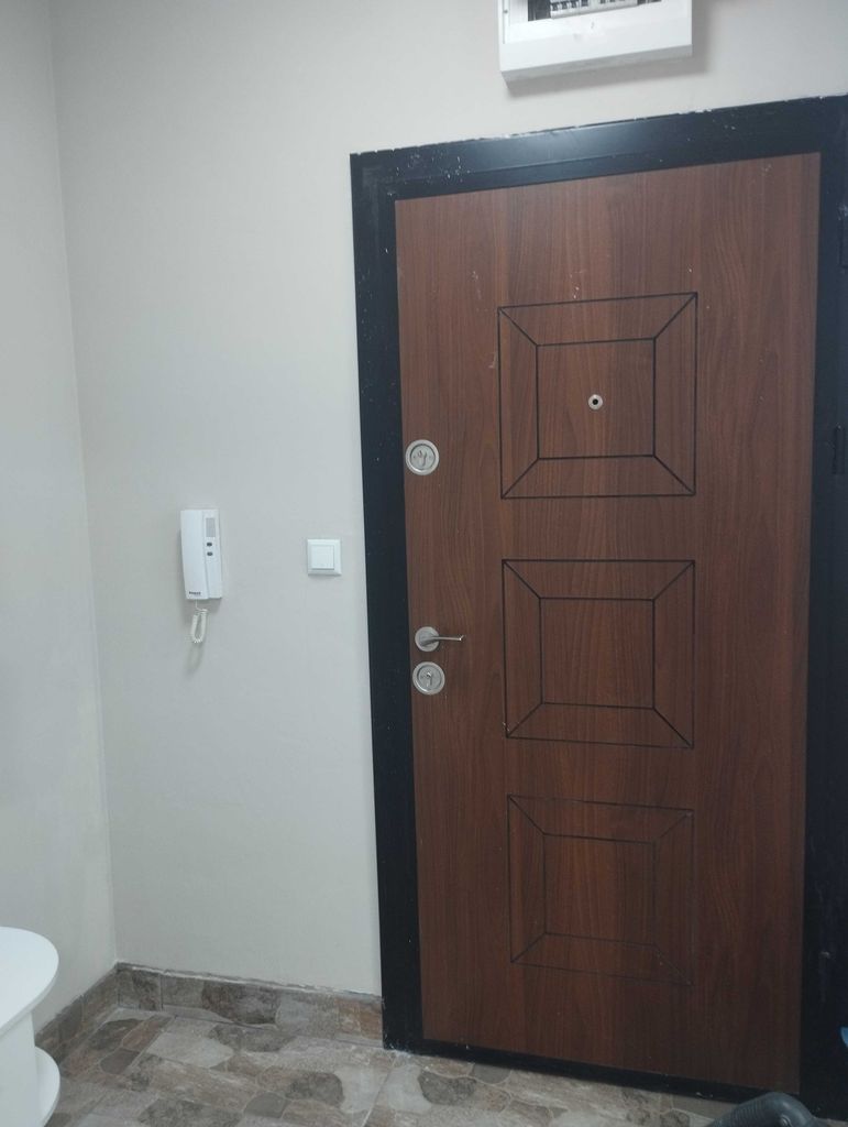 Дава се под наем Едностаен апартамент в Варна, Младост 1 - 35 кв.м за 331.5 € - Снимка #1