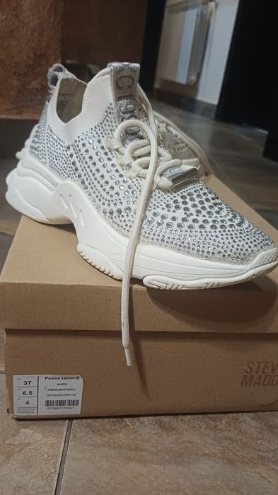 Сникърси Steve Madden,37 номер