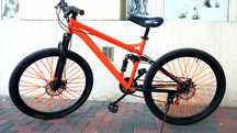 Bicicleta full suspension