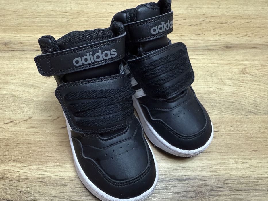 Детски кецове Adidas 25 номер