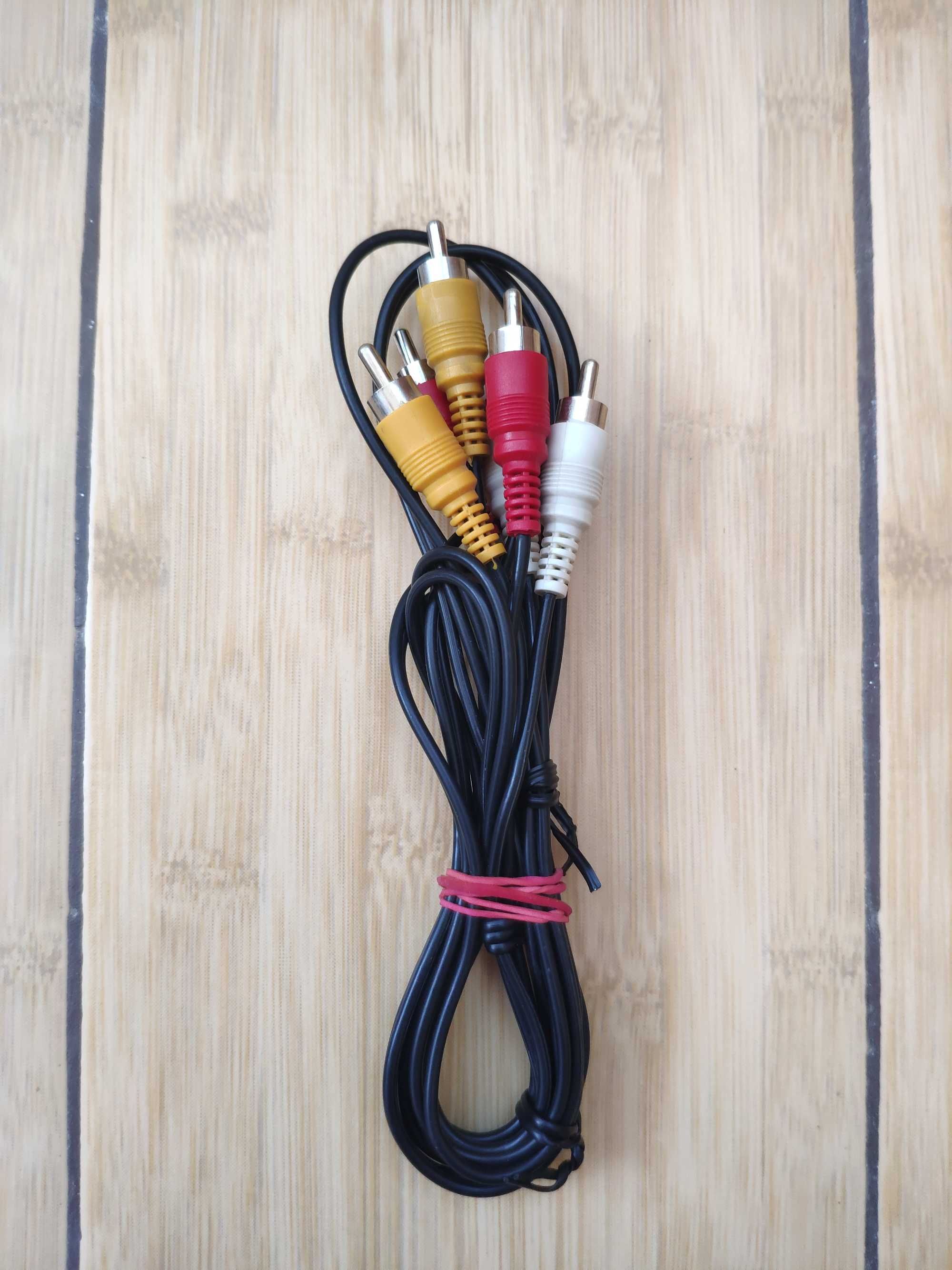 Diverse cabluri - alimentare IEC C13, antena coaxial, 3 RCA la 3 RCA