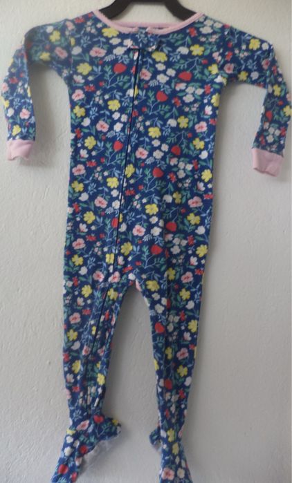 Памучни и поларени пижамки за 2 години