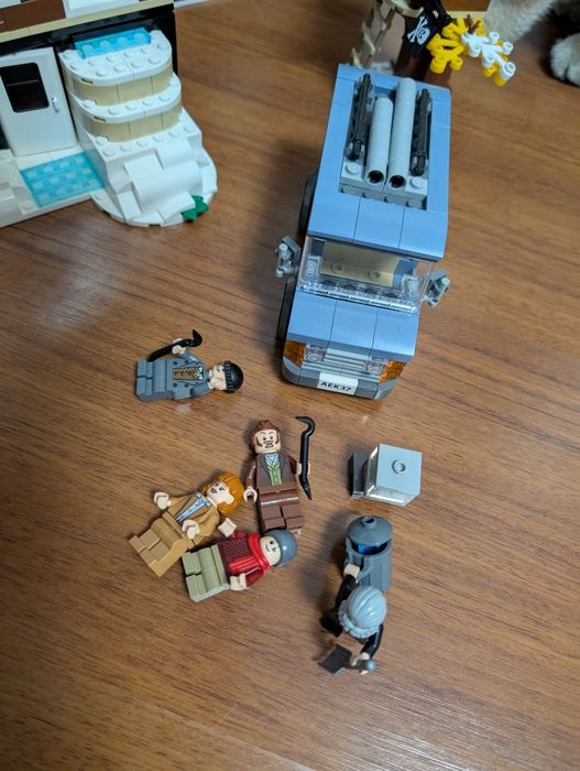 Originala Casa LEGO Ideas - Singur acasa 21330, 3955 piese