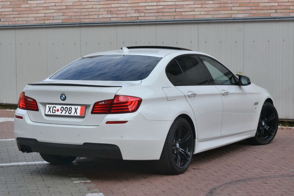 BMW 520D F10 Face -lift/M Packet /interior M sport/Trapa/Shadow Line