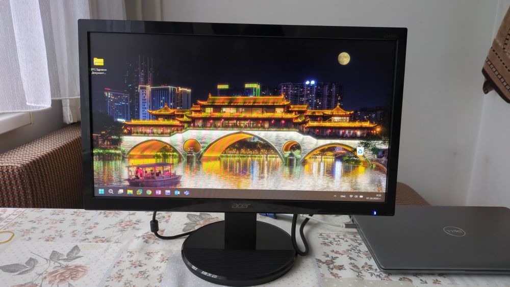 Acer K202HQL 19.5" LED монитор – отлично състояние, HD резолюция