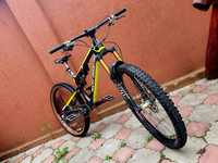 Mtb fullsuspention enduro Rocky Mountain carbon