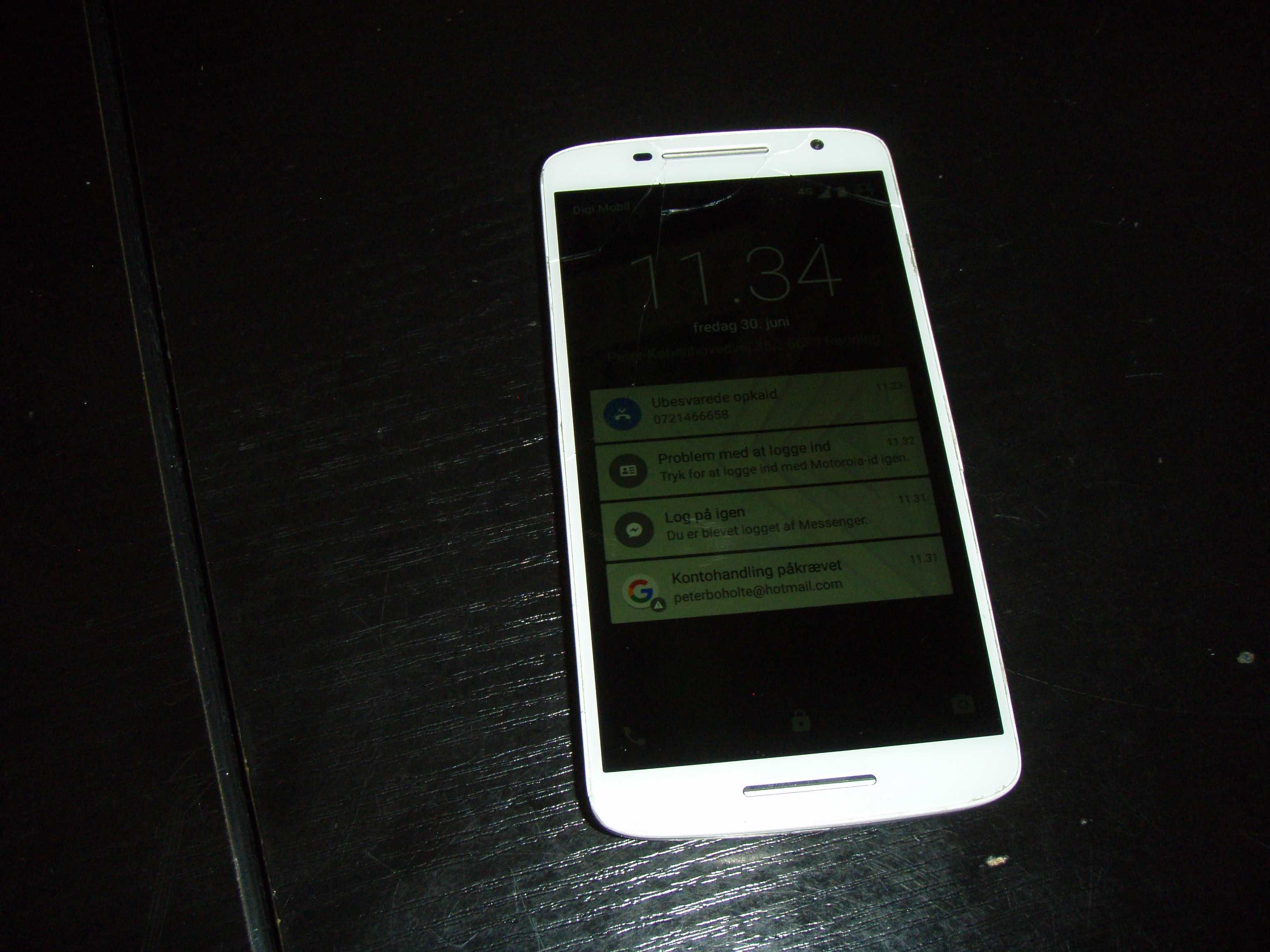 Motorola X Play XT1562 ROM 16 Gb RAM 2 Gb, touchscreen spart