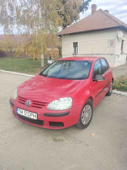 Vând Golf V 1,4 beniza