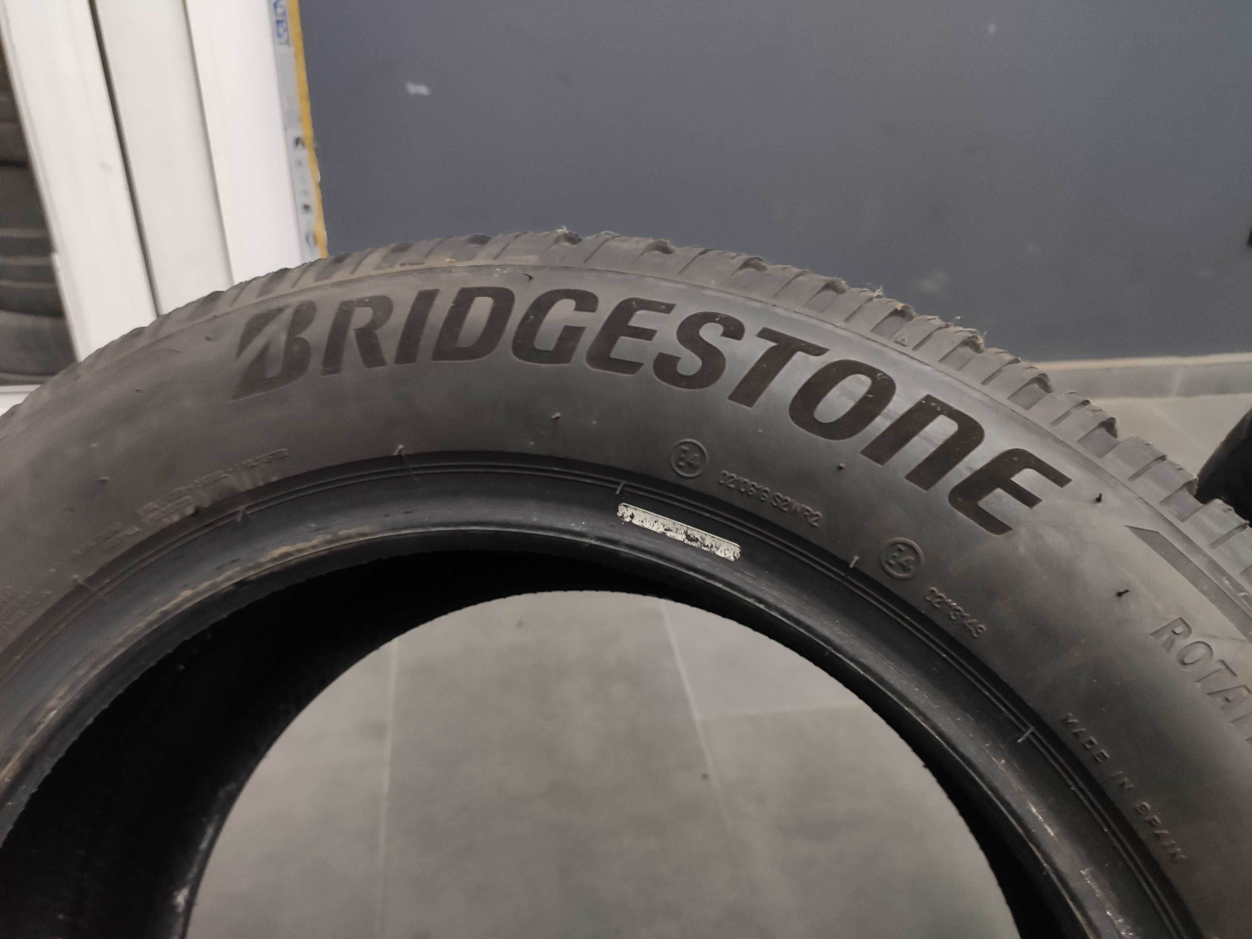 4бр Зимни Гуми 235 55 17 - Bridgestone - DOT 2022