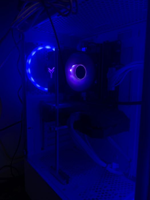 Продам компьетер