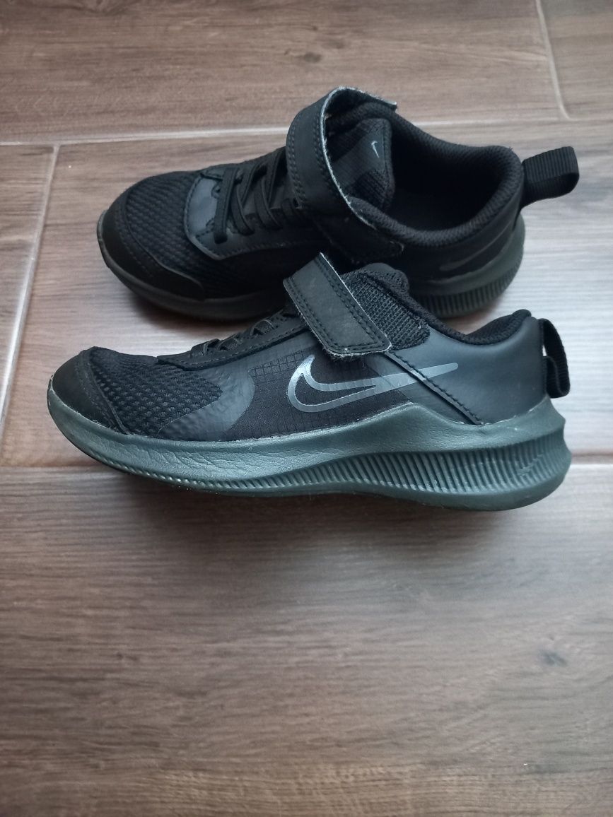 Adidași nike downshifter  mărime 28