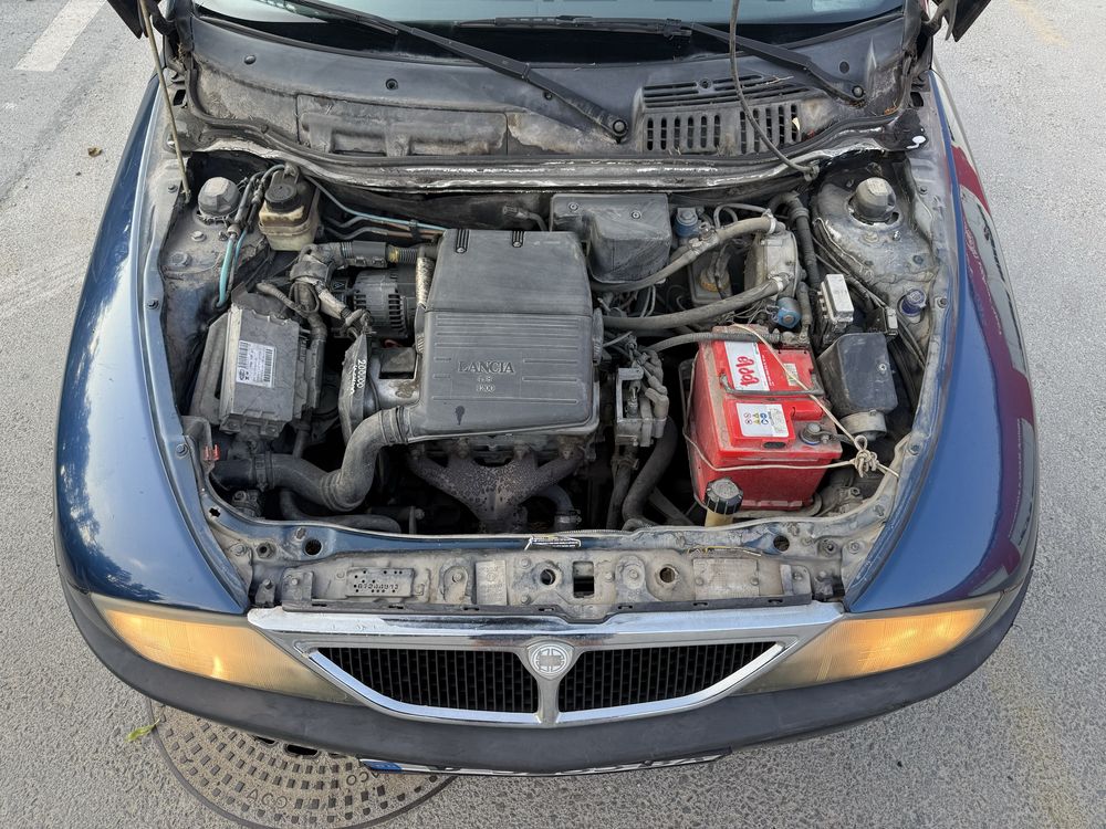 Lancia Ypsilon 1.2 Газ-Бензин Работещ Климатик Всичко платено