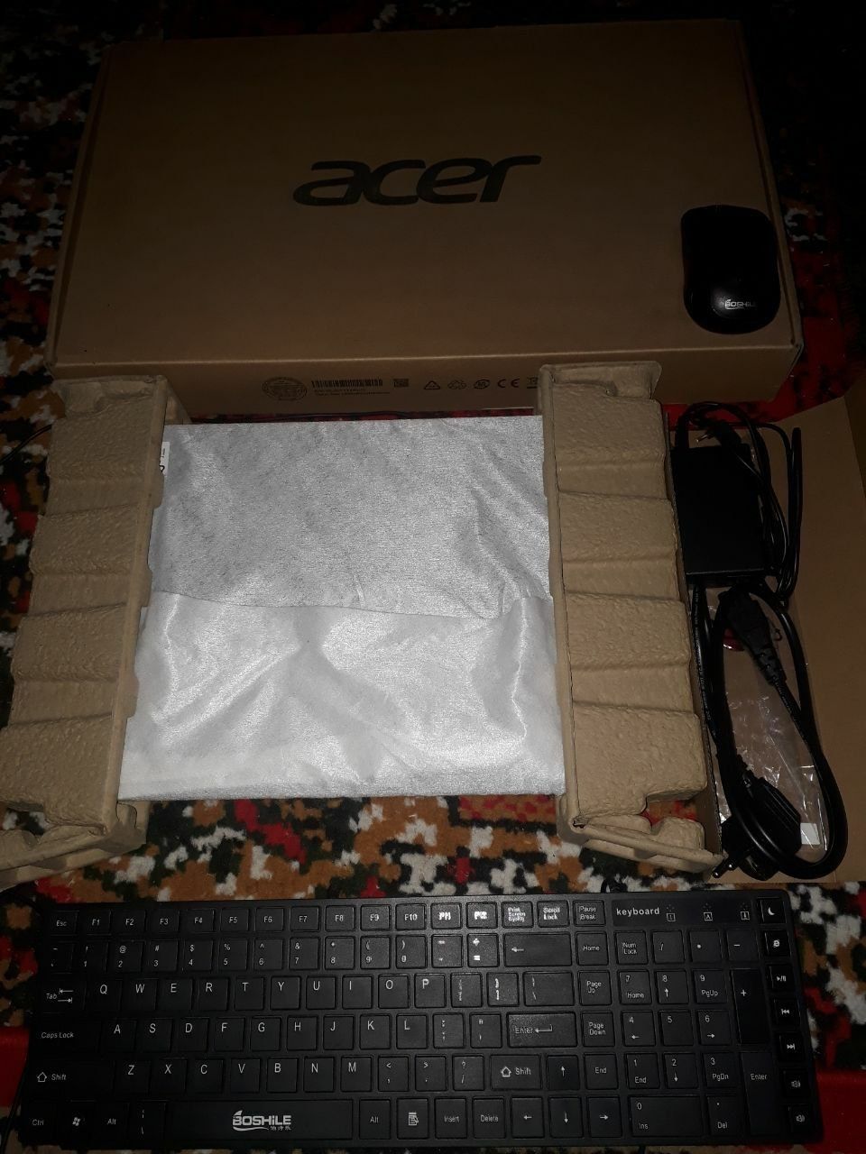 Acer Core i5 1 terabaytlik noutbuk sotiladi