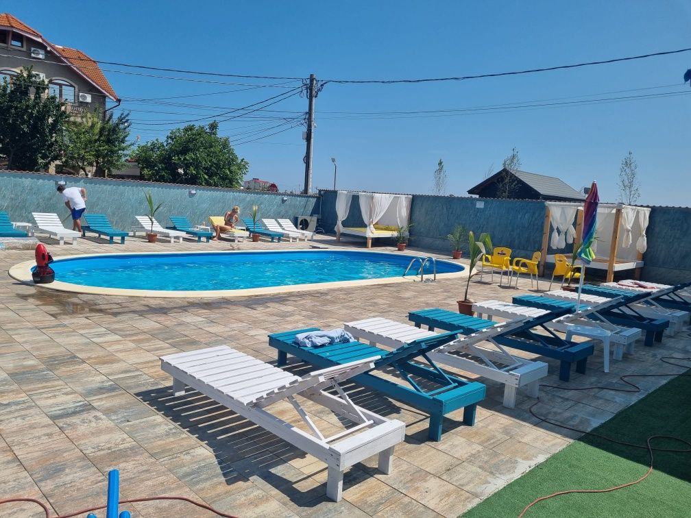 Cazare Costinești cu piscina petreceri private