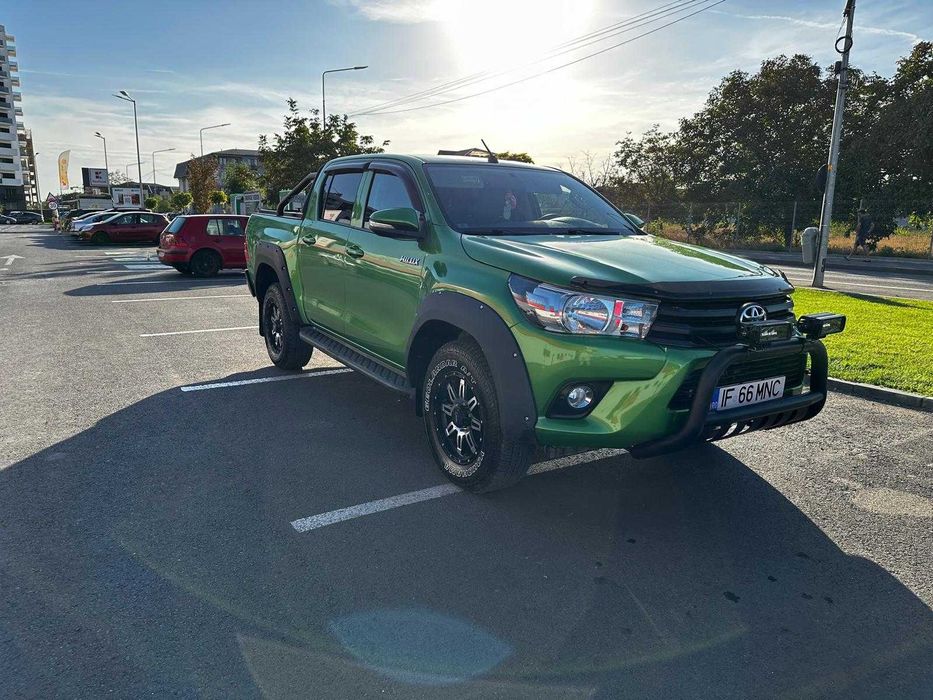 Toyota Hilux preparata off road