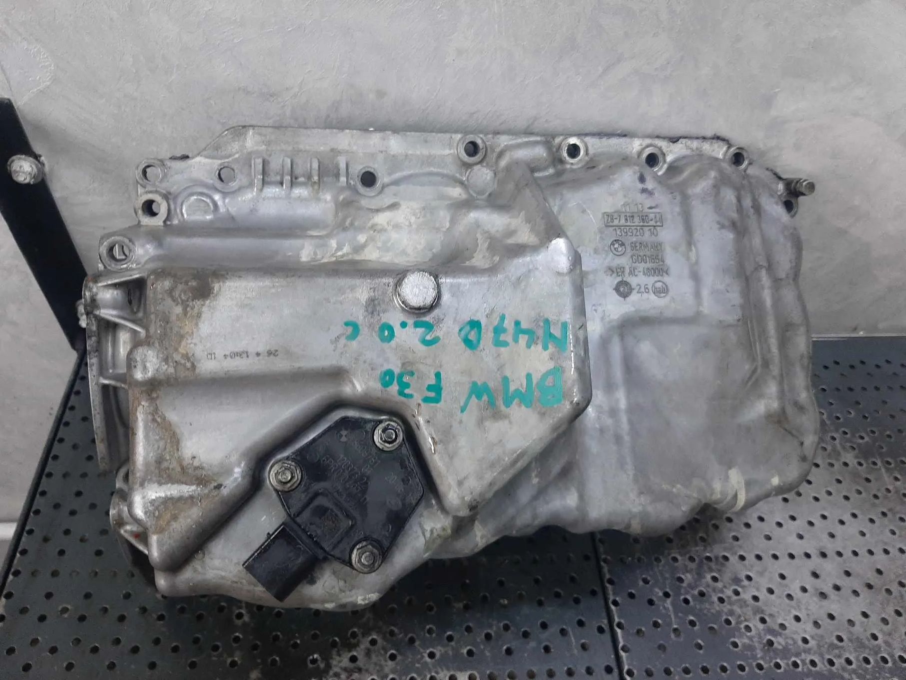 baie ulei  2.0 d n47d20c bmw seria 3 f30  f31  13992010  zb-7812360-04